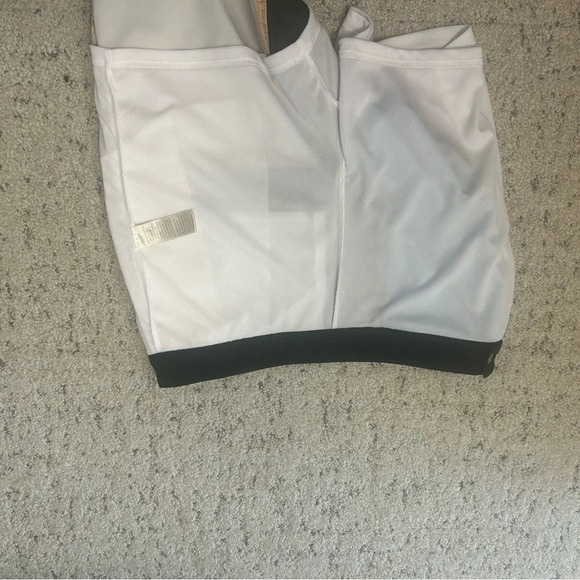EP Pro golf skort excellent condition size M - Picture 12 of 12